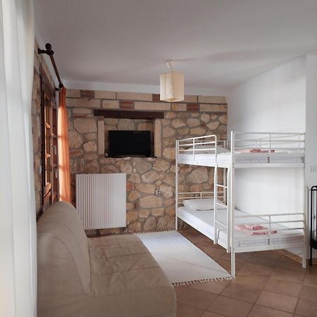 Appartamento Elpida Stone House Psakoudia Esterno foto