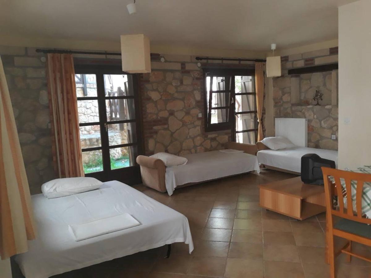 Appartamento Elpida Stone House Psakoudia Esterno foto