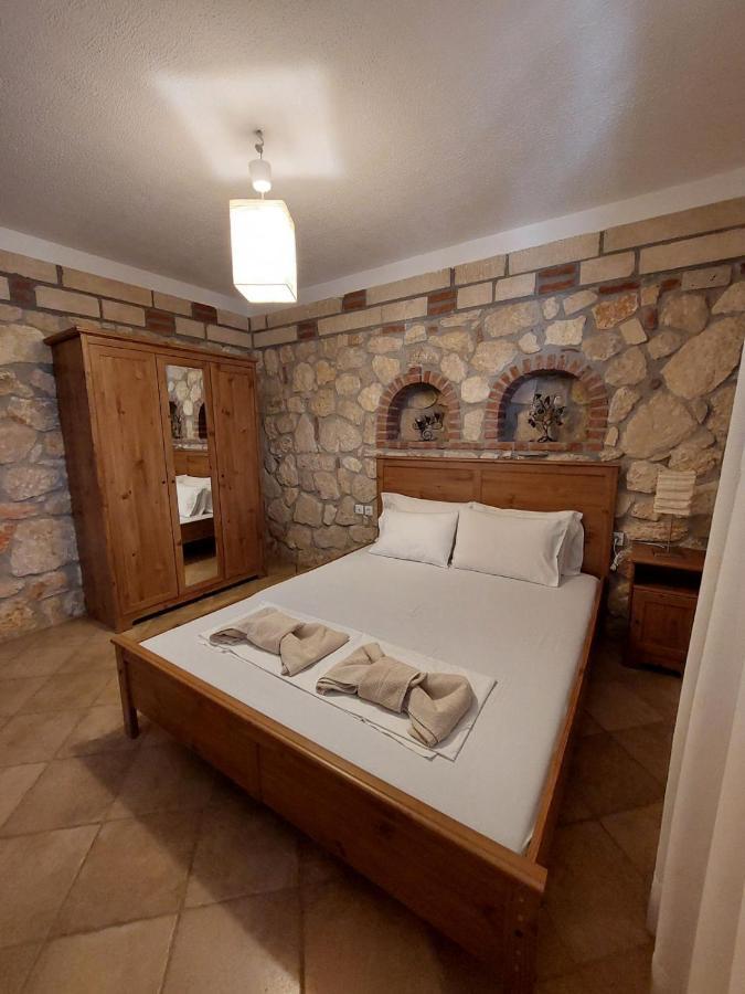 Appartamento Elpida Stone House Psakoudia Esterno foto